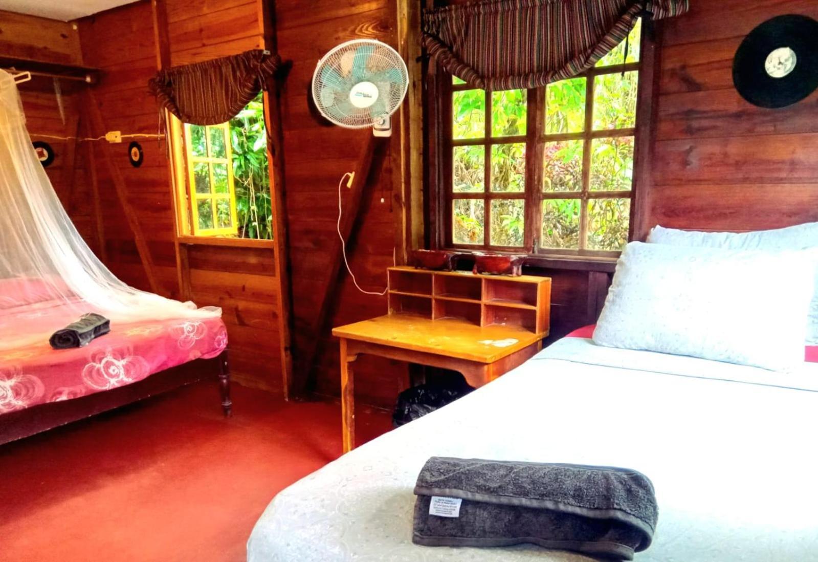 La Familia Guest House And Natural Farm ปอร์ตอันโตนิโอ ภายนอก รูปภาพ