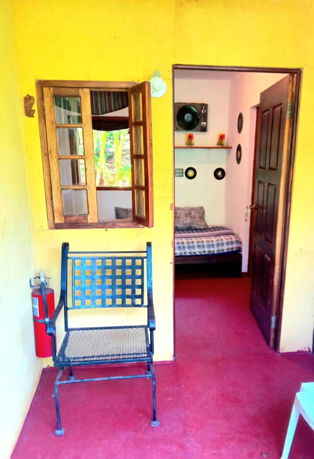 La Familia Guest House And Natural Farm ปอร์ตอันโตนิโอ ภายนอก รูปภาพ
